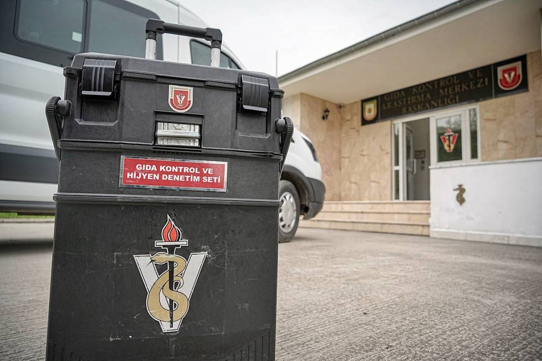 Mehmetçiğin içtiği sütten, yediği konserveye kadar hepsi buradan geçiyor! Moleküllerine kadar incleniyor 3